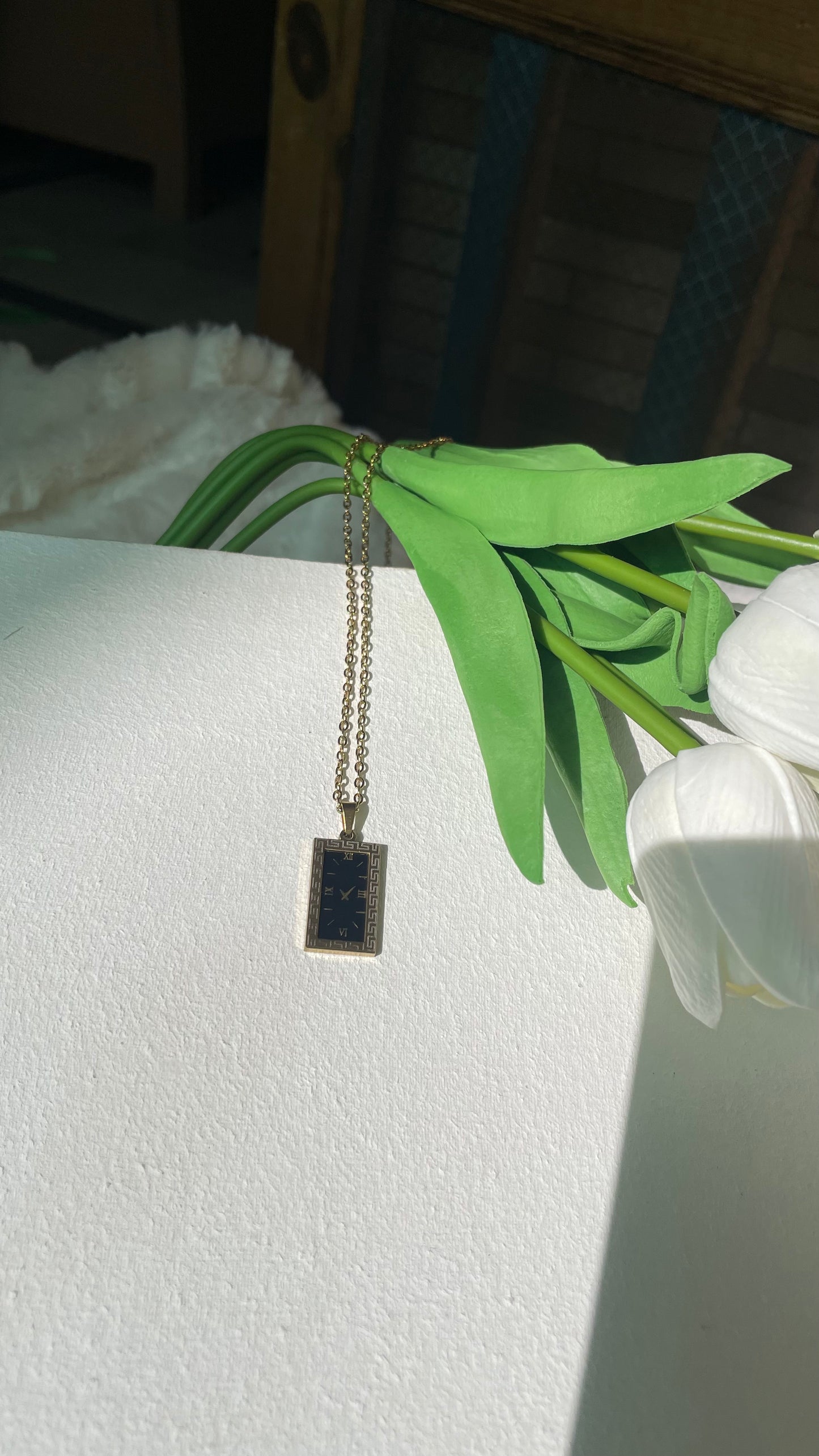 Elegant square necklace (stainless)