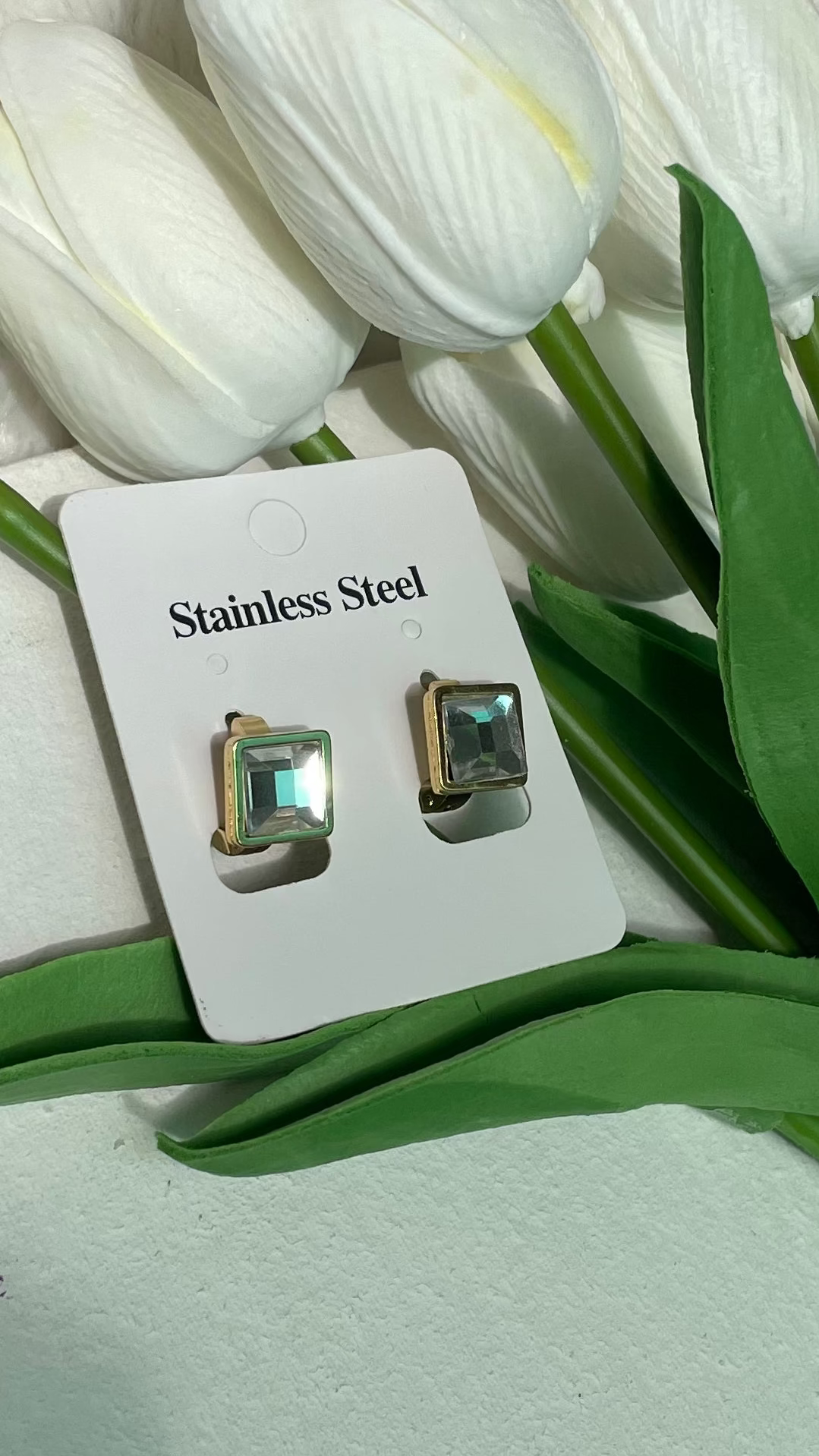 Crystal stud earring(Stainless)